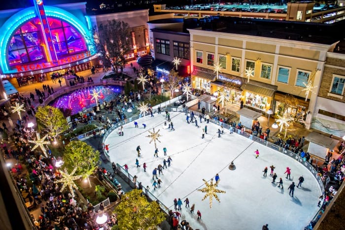 ice skating rink at Avalon Alpharetta