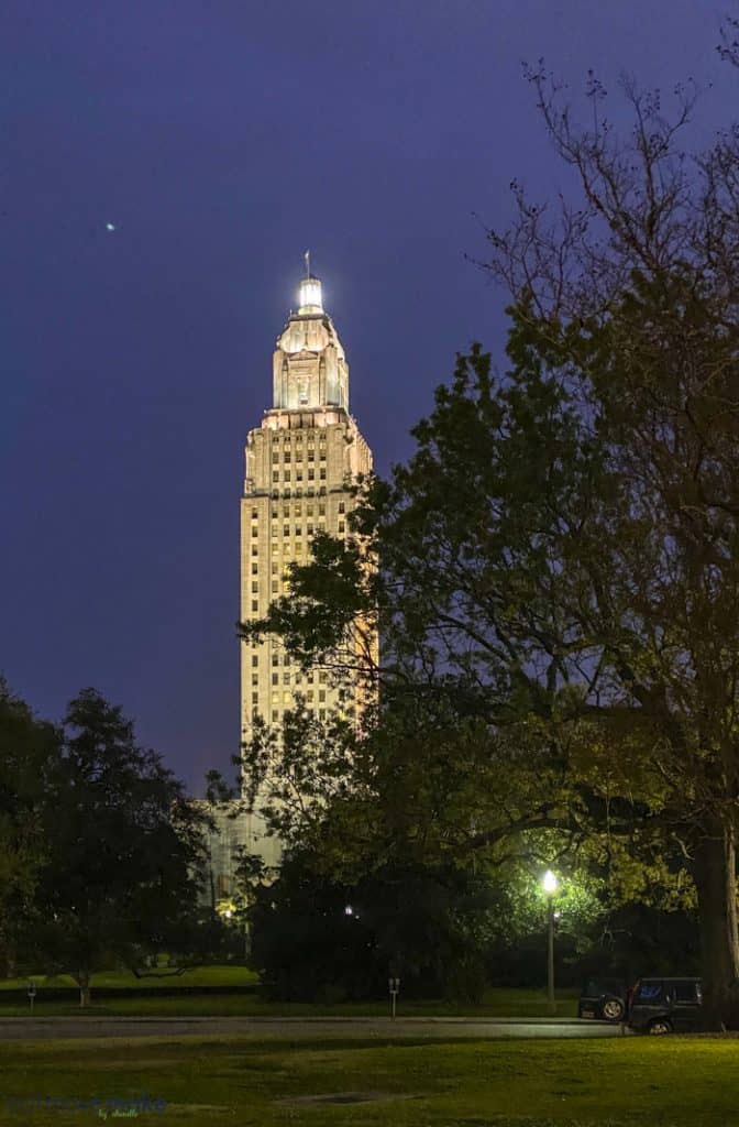 Louisiana new state capitol building lit up at night