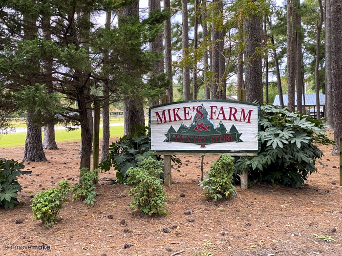 Mike's Farm sign