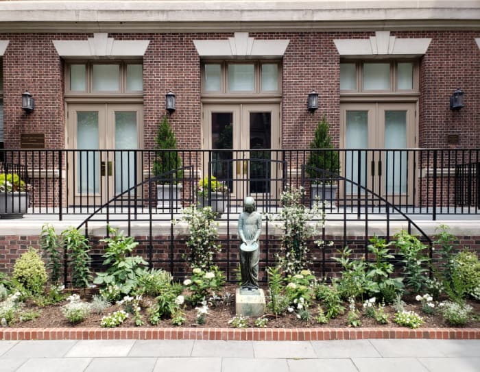 Mütter Museum Medicinal Plant Garden