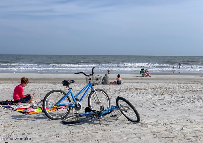 A group of bikes on a beach  