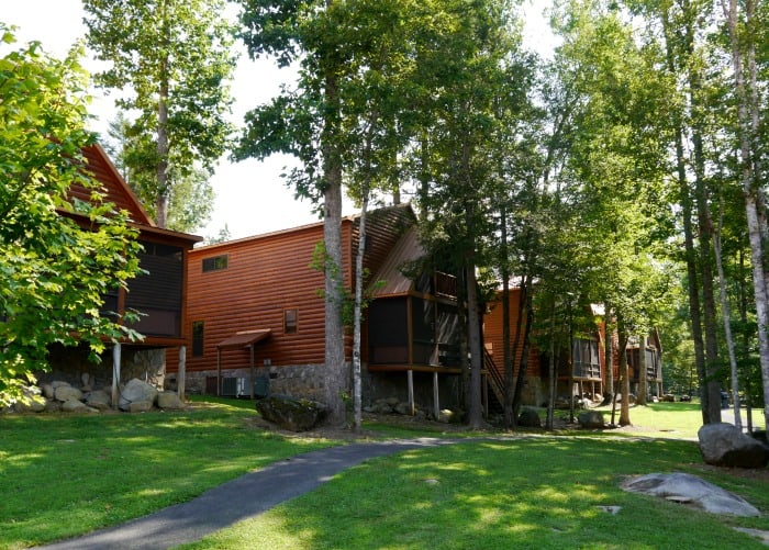 White Oak Lodge Resort cabins