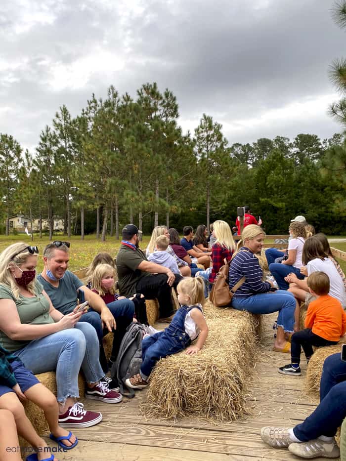 people taking hayride