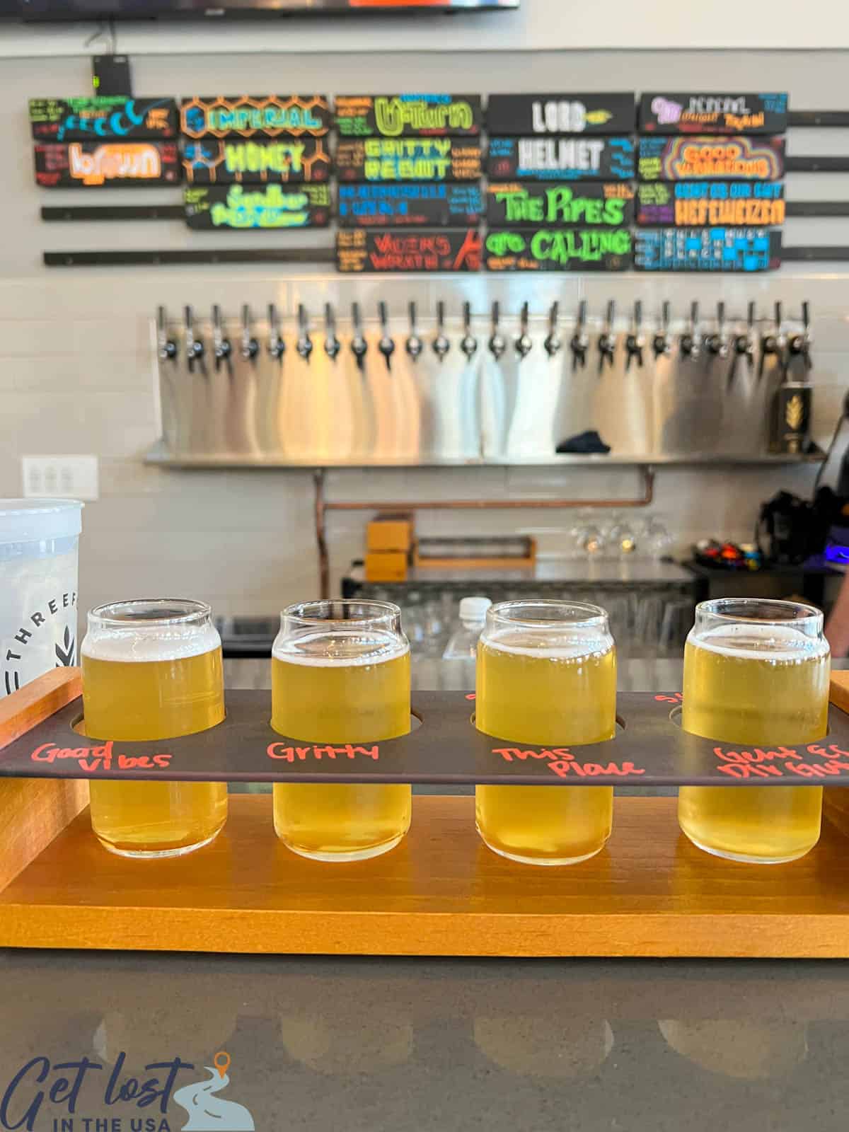 beer flight Threefoot Brewing