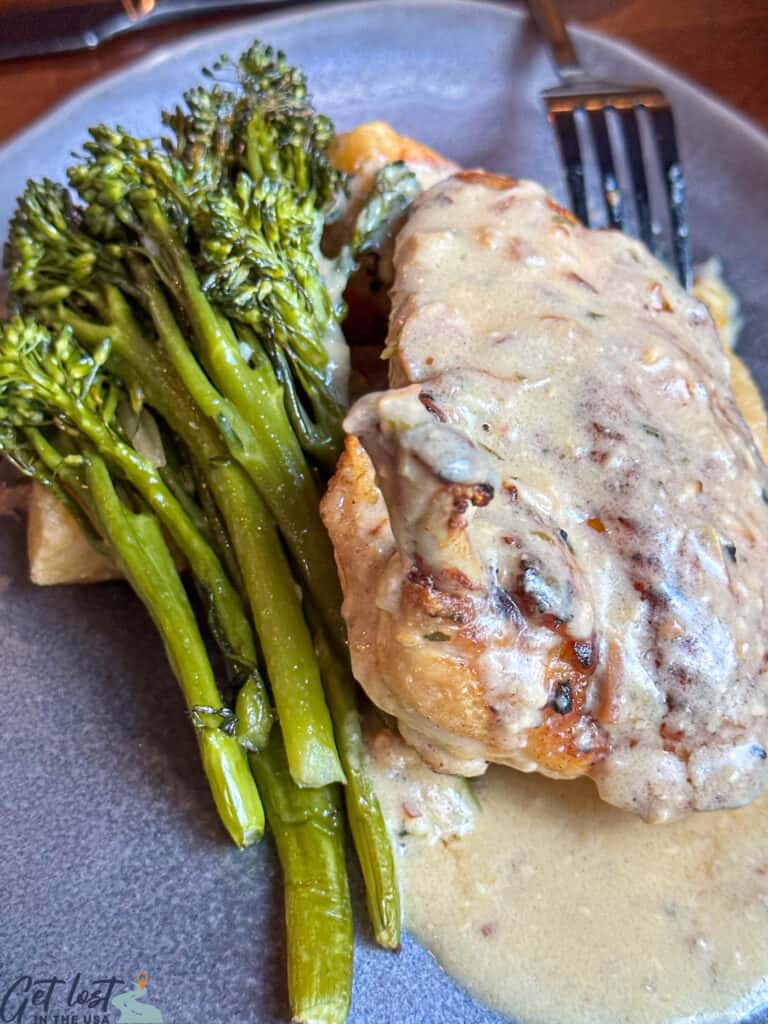 William Riley Chicken Airlie Hotel: A Scenic, Sumptuous, and Serene Virginia Retreat