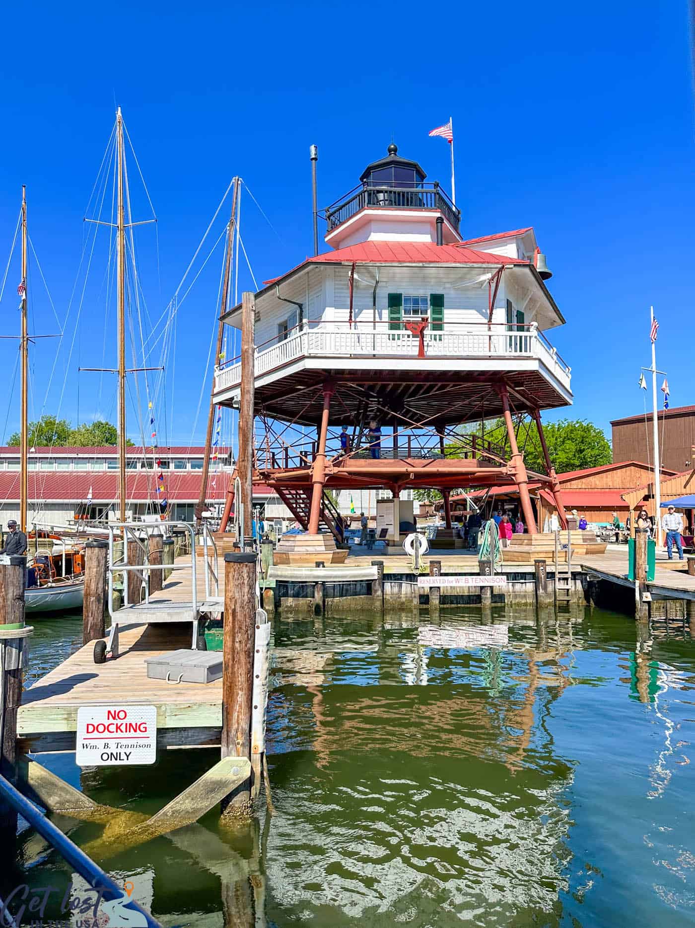 Drum Point Lighthouse from boat