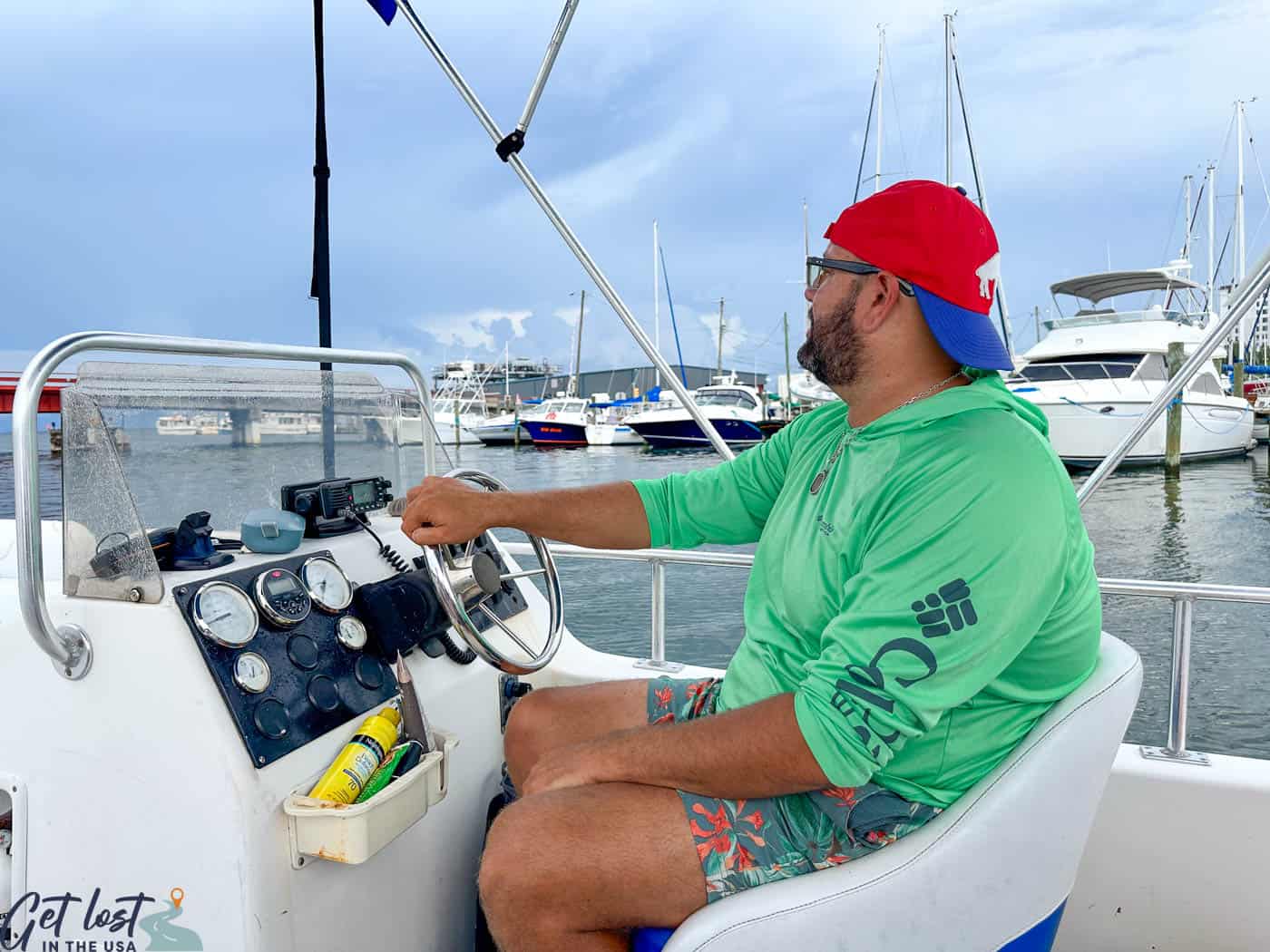 Captain Chris of Flippin' Awesome Adventures Panama City boat tours.