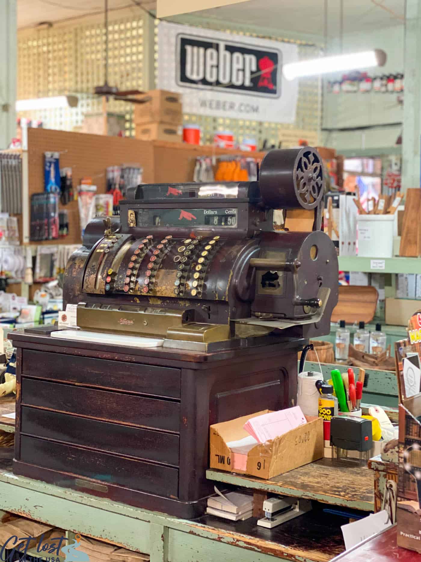 1917 cash register.