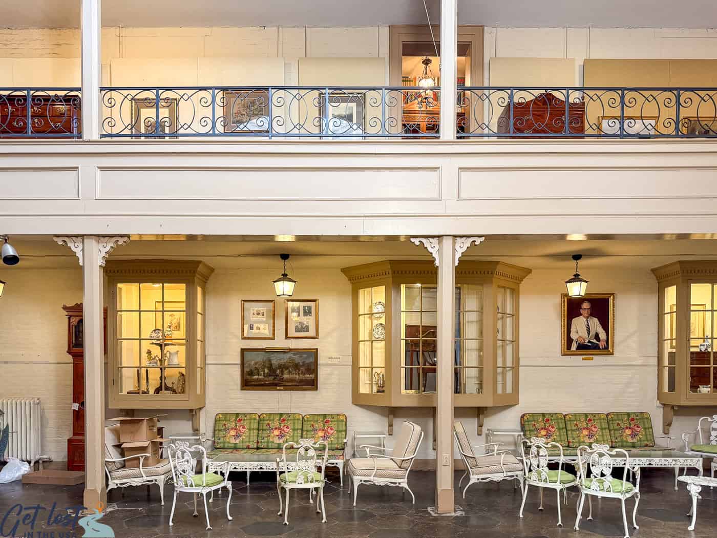inside Wakefield-Scearce Galleries.