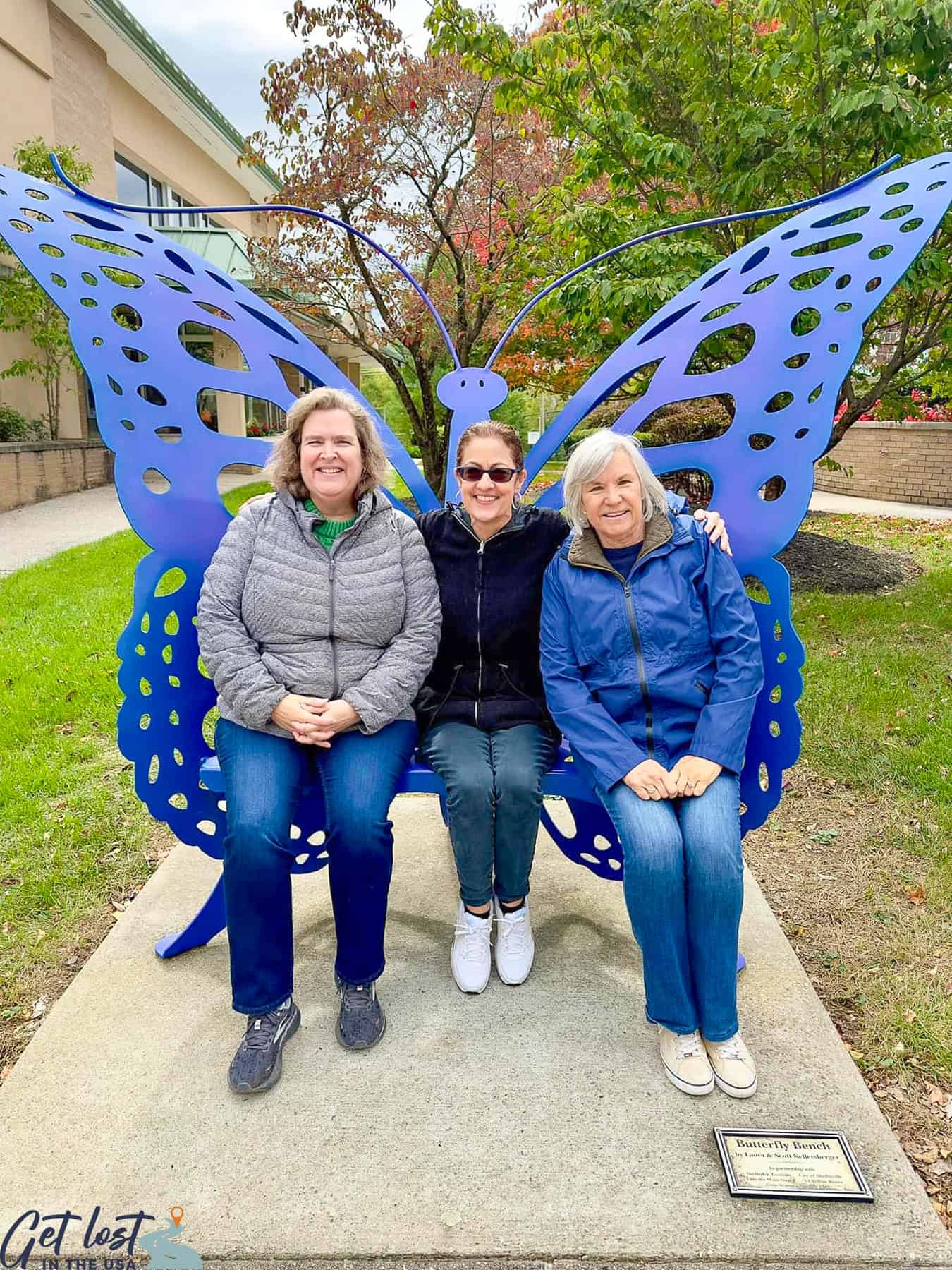 ladies on butterly bench sculpture in downtown Shelbyville KY.