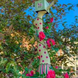 roses leg sculpture.