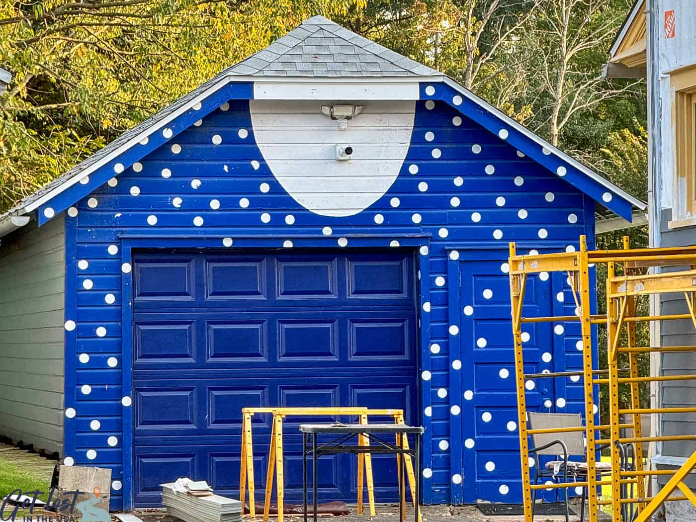 polka dot garage at Lucille Ball's childhood home.