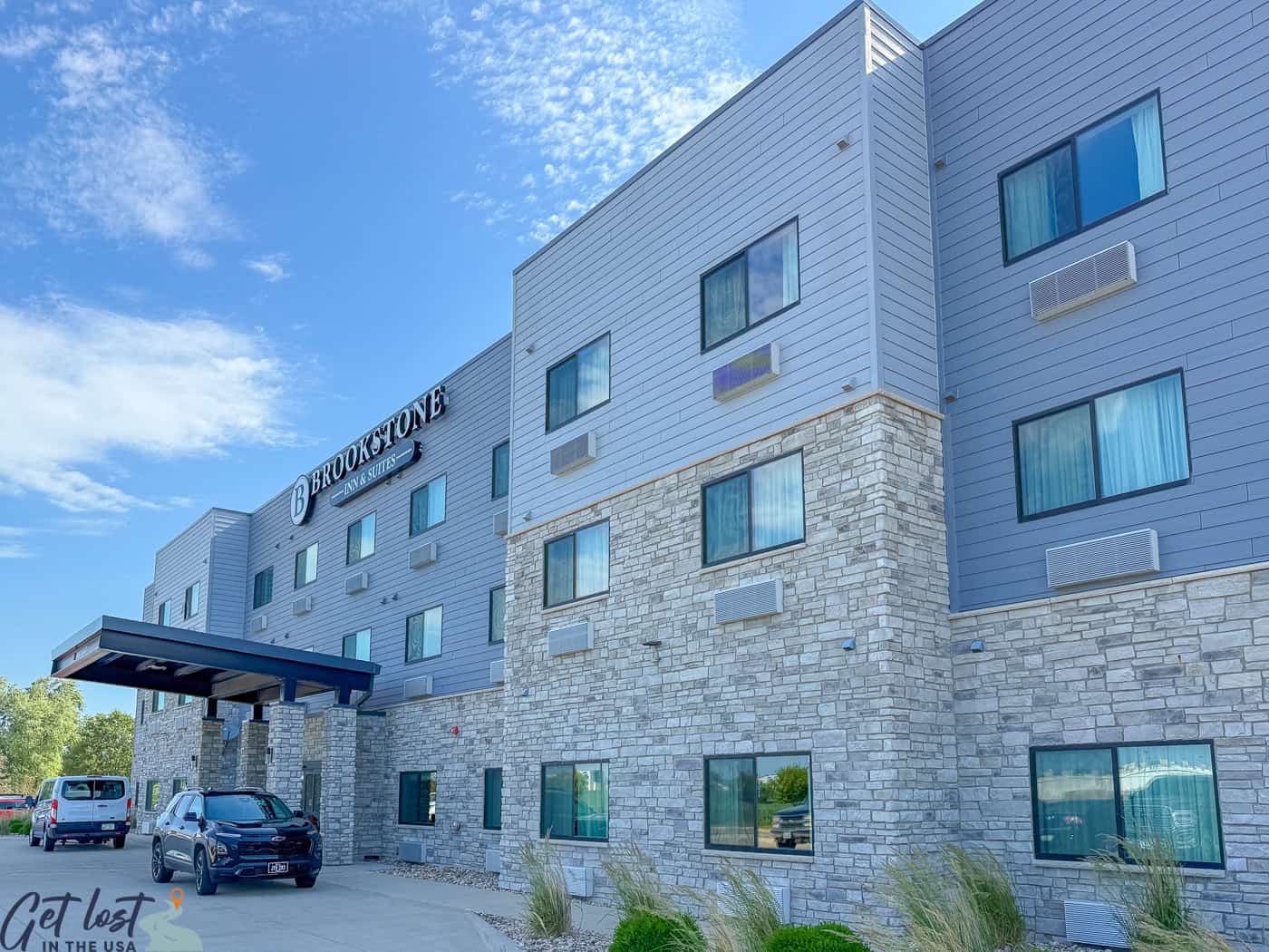 Brookstone Inn exterior.