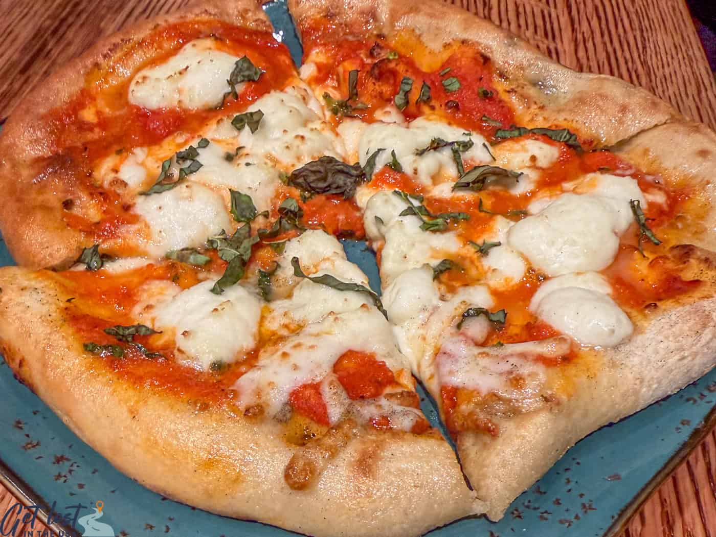 margherita pizza at Wind Creek Chicago Southland.